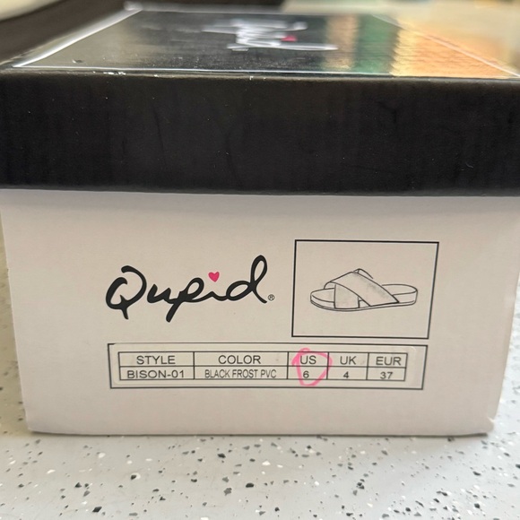 Qupid Bison Slide Sandals - Picture 3 of 3